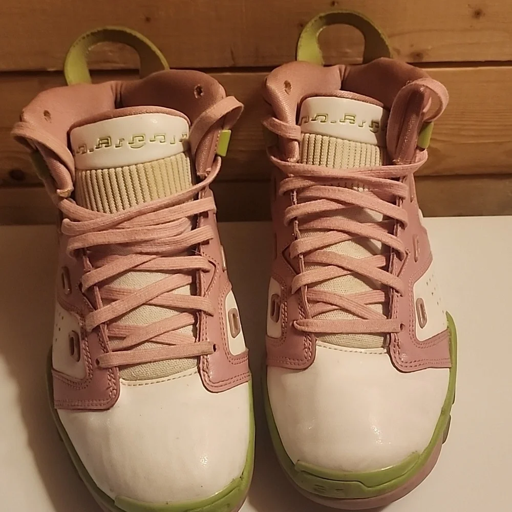 Air Jordan 6-17-23 ELEMENTAL PINK VIVID GREEN DM1159-613 Size 5 Youth